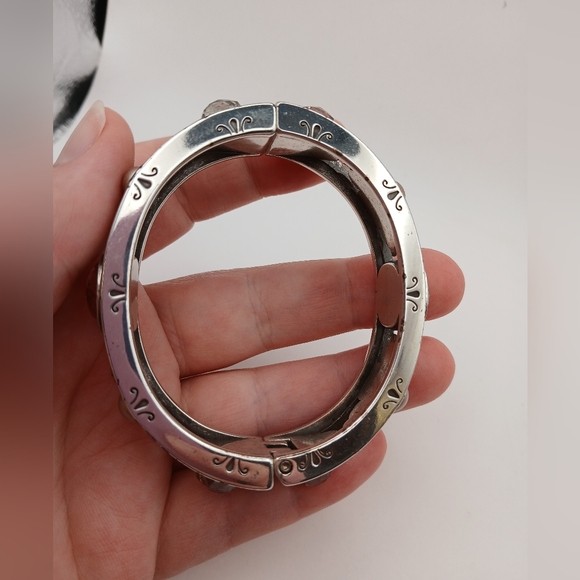 Brighton Chunky Silvertone Clamper Bracelet - Picture 9 of 11